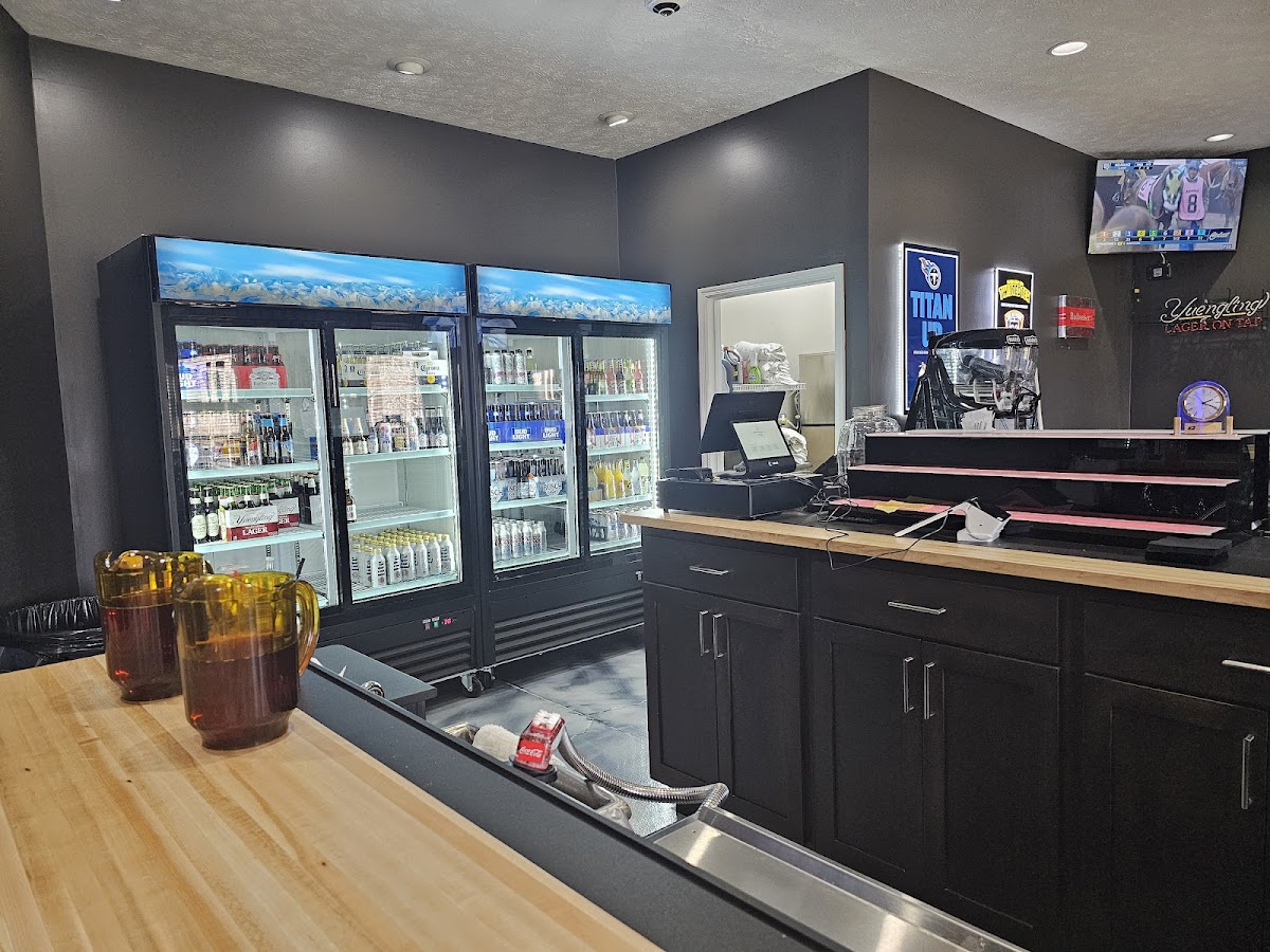 Grandy's Bar And Grill